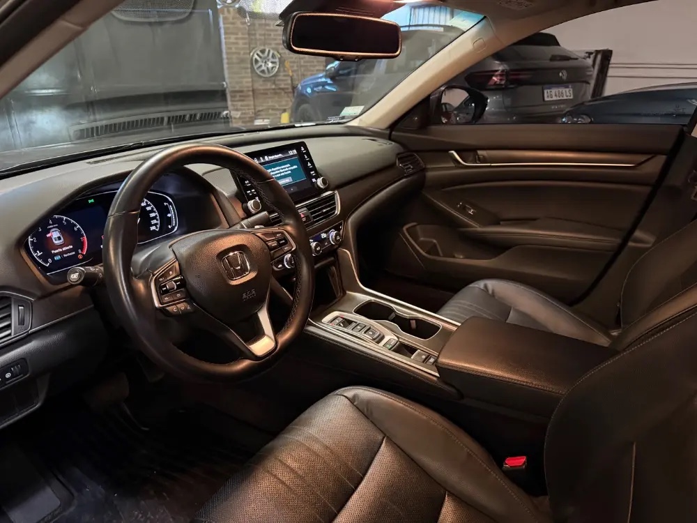 Honda Accord Ext 2.0 turbo 252cv — foto 10